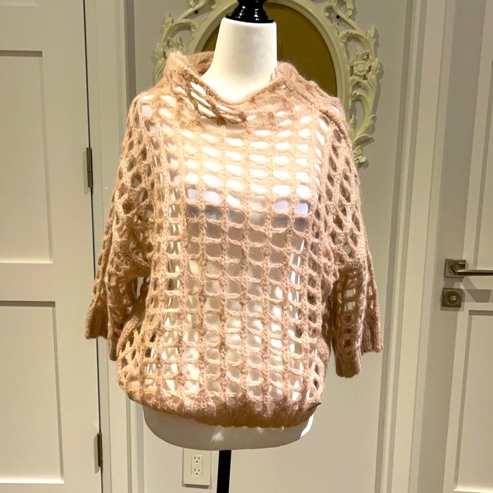 Hollow-out sweater